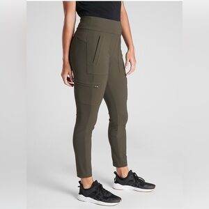 ATHLETA HEADLANDS‎ HYBRID CARGO ll THIGHT